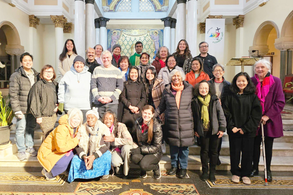 Agr&eacute;g&eacute;s du Saint-Sacrement P&egrave;lerinage &agrave; l'&eacute;glise Sainte-Brigitte, Marrickville &Eacute;glise Saint Pierre-Julien - Sydney - Australie