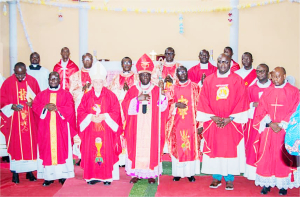 Ordinations presbyt&eacute;rales et c&eacute;l&eacute;bration du cinquantenaire de la Paroisse Saint Esprit de Mpaka