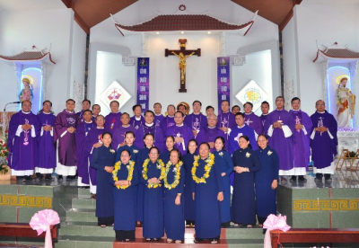 La gr&acirc;ce de la vie consacr&eacute;e &agrave; travers le monde