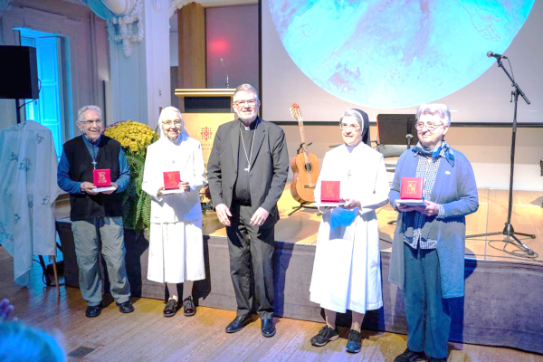 La vie religieuse &agrave; l&rsquo;honneur &agrave; Qu&eacute;bec