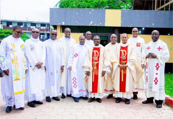 Uniformisation du Programme de Formation SSS pour les jeunes en qu&ecirc;te de la vie religieuse sss en Afrique. Une Premi&egrave;re Session, 5-12 janvier 2025