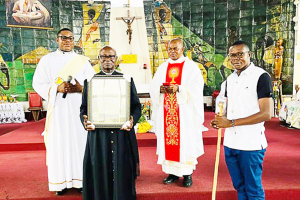 Cinquante ans de fid&eacute;lit&eacute; consacr&eacute;e: m&eacute;moire de joie et de fraternit&eacute; au c&oelig;ur de la Province Isidore Bakanja