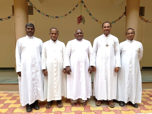 SSS India celebra cap&iacute;tulo provincial