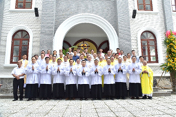 Pand&eacute;mie COVID-19: un temps de gr&acirc;ce