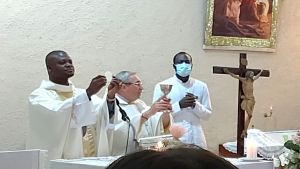 F&ecirc;te de Saint Pierre-Julien Ey mard - Lima, P&eacute;rou